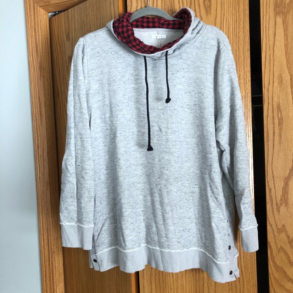 Maurice’s sweatshirt